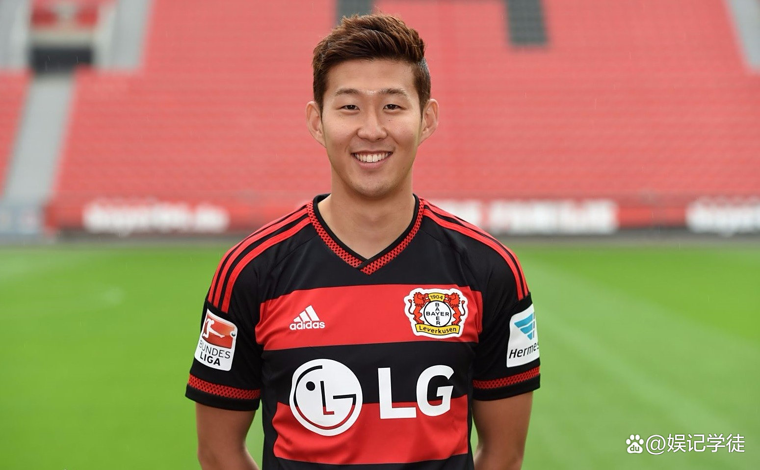 关键时刻突围战来临，埃因霍温围绕足总杯队长鼓劲，质疑声仍在，资深球员宣示担当的简单介绍