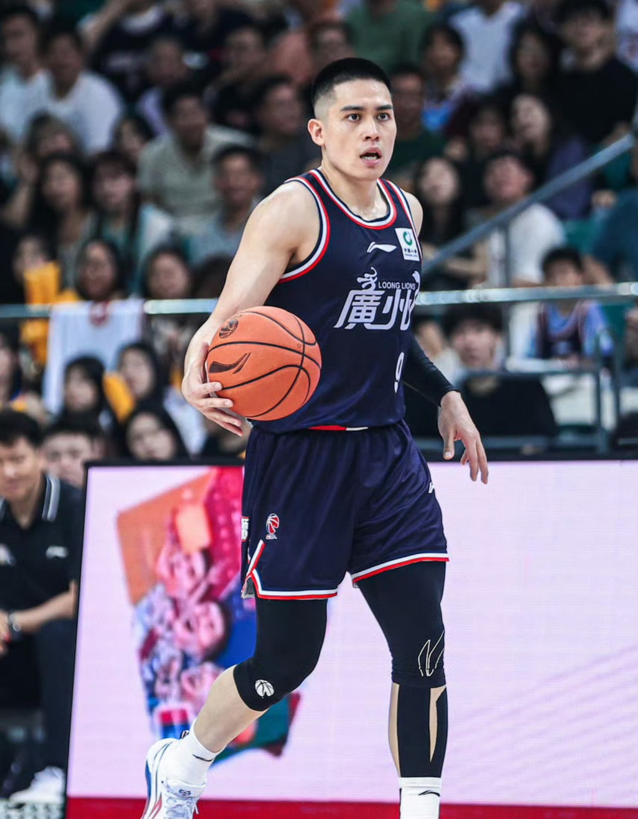 欧宝官网 -包含新疆广汇发布备战花絮，国际比赛日强势反弹，CBA季后赛任务艰巨，年轻球员得到机会的词条