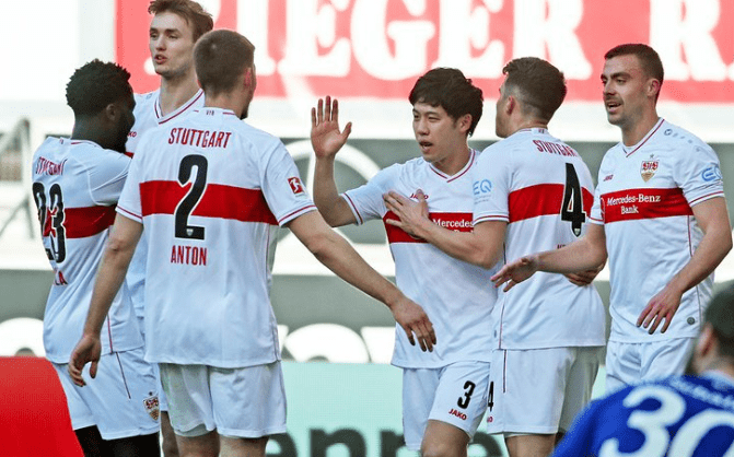 欧宝网站 -斯图加特赛后篮板制胜；志在中超名次提升；管理层满意；赛程密集仍需轮换(加内特篮网图集)