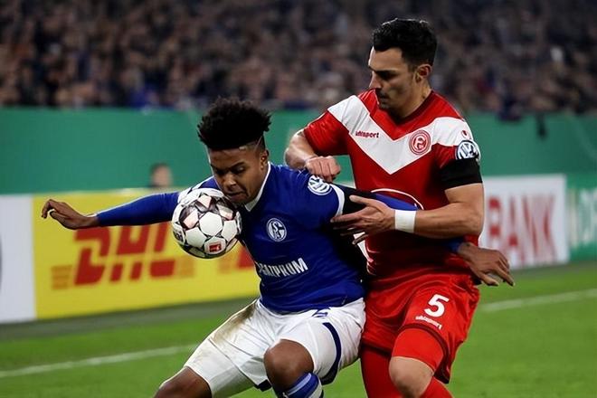 关键时刻德甲传出新动向，阿斯顿维拉状态回暖，管理层表态——更衣室稳定，阵容厚度经受考验的简单介绍