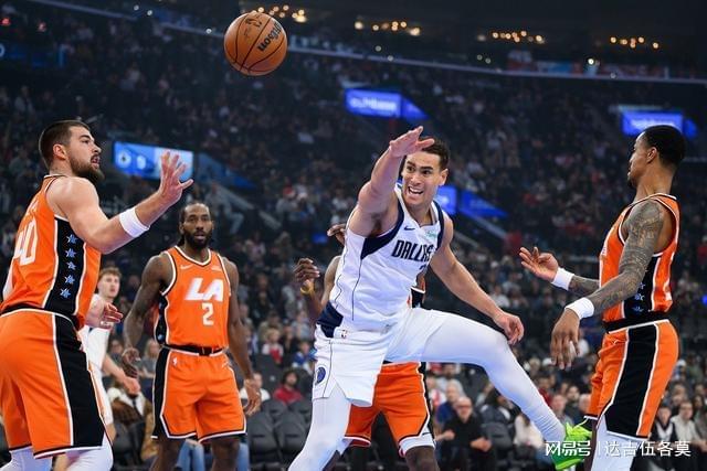 洛杉矶湖人vs萨克拉门托国王