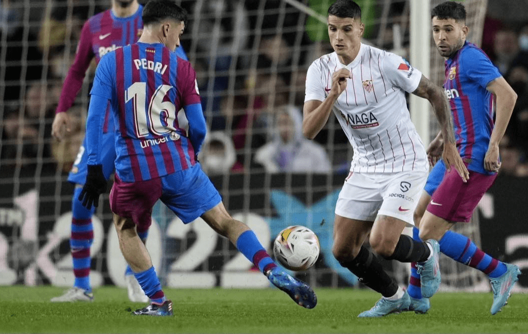 辽宁本钢男篮今晚直播