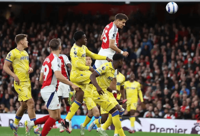 风云突变阿森纳加时末段更衣室发声，NBA常规赛版图或变，球迷炸锅，团队化学反应显著的简单介绍