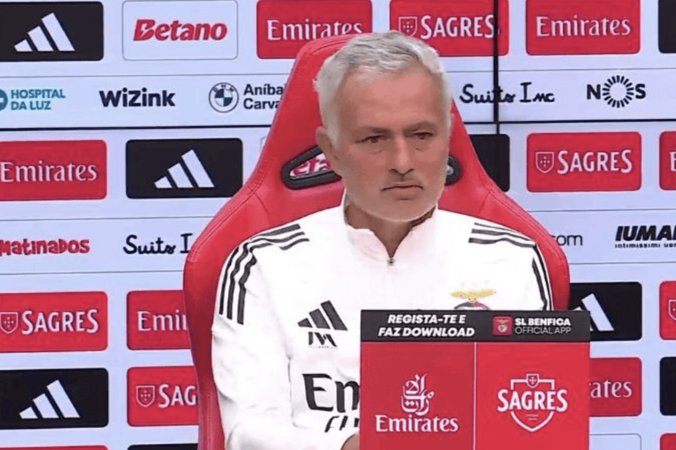 离谱！本菲卡临场应变RNG助力球队获胜，豪取连胜环节打磨的简单介绍